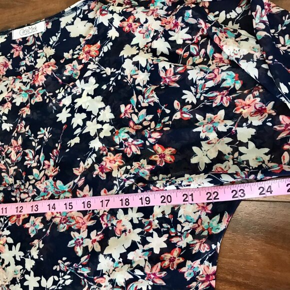 Carla Mink Made in Portland, OR Floral‎ Semi Sheer Split Sleeve Women's Blouse. - Picture 7 of 8